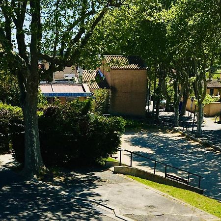 Bleu Lavande 1 - Appartement Cosy Ambiance Village Istres Exterior foto