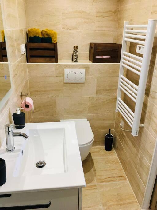 Bleu Lavande 1 - Appartement Cosy Ambiance Village Istres Exterior foto